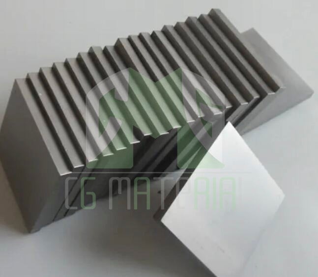 Oxide Bonded Silicon Carbide Plate