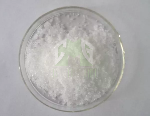 Gadolinium(III) nitrate hexahydrate powder Gd(NO3)3 · 6H2O, CAS 19598-90-4